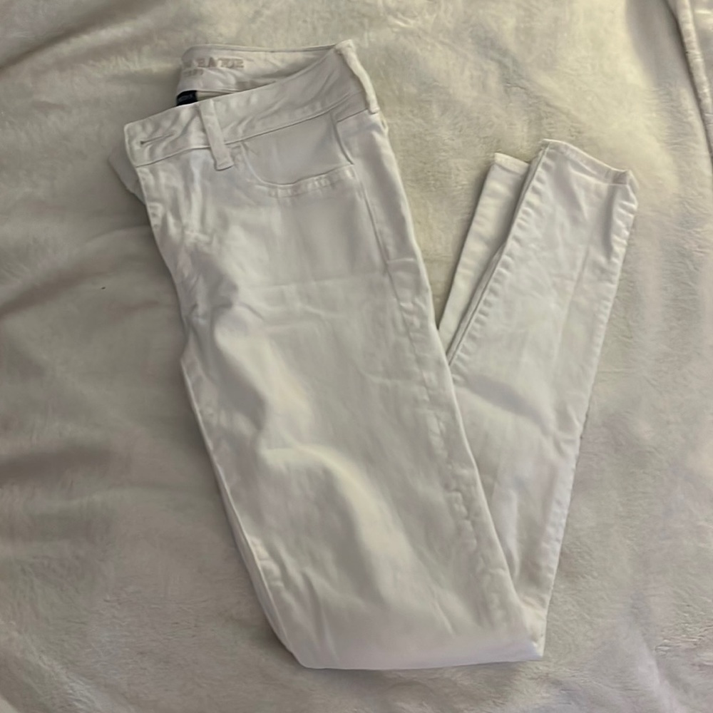 American Eagle, size 4, white
